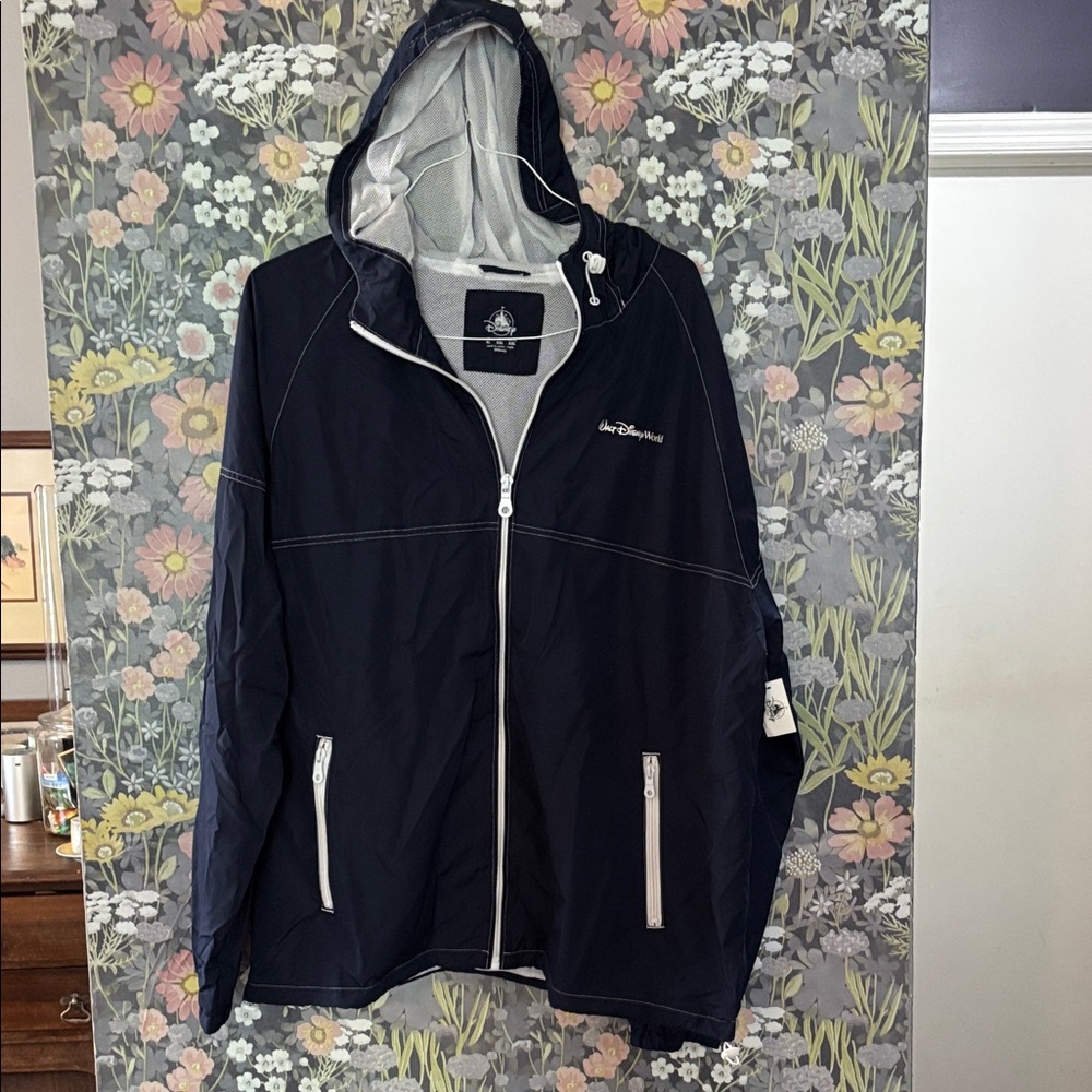 Walt Disney World Men’s  Navy Windbreaker with White Accents